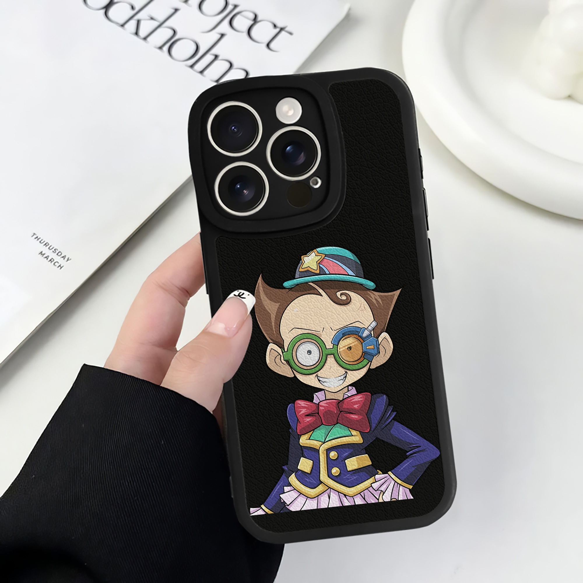 遊☆戯☆王 Yu-Gi-Oh! 【iPhone 16シリーズ対応】シリコンスマホケース（レザー調） 材質：シリコン